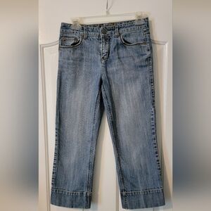 Tommy Hilfiger Women's Cropped Jeans Size 2 Waist  22" Rise  8.5" Inseam 22.5"